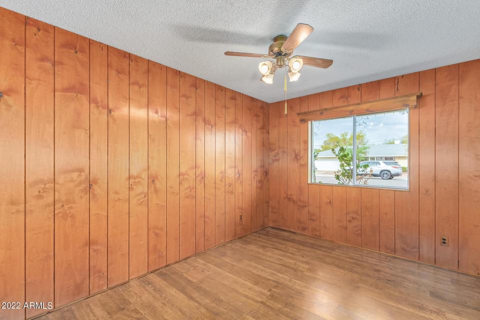  4215 W Lawrence Ln, Phoenix, AZ 85051 photo 25