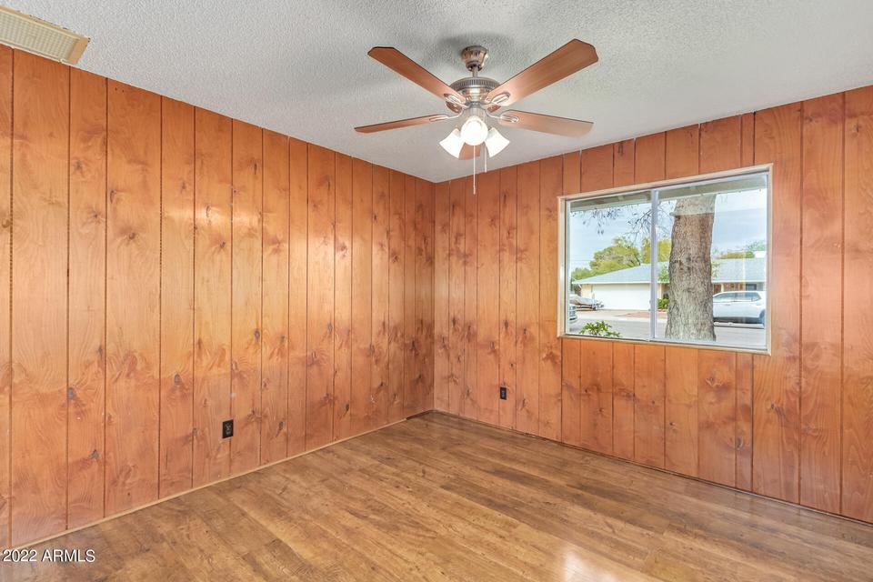  4215 W Lawrence Ln, Phoenix, AZ 85051 photo 21