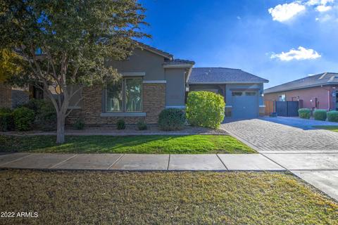 4135 E Comstock Dr, Gilbert, AZ 85296 photo 4
