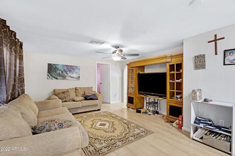 517 E Wagoner Rd, Phoenix, AZ 85022 photo 5