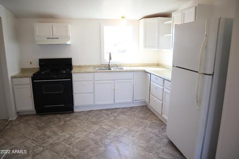 9475 E Olive Ave, Hereford, AZ 85615 photo 3