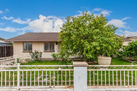 323 E Holmes Ave, Mesa, AZ 85210 photo 2