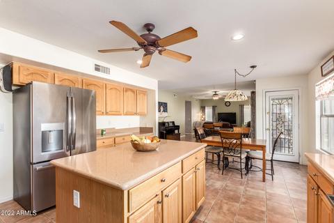 902 E Gail Dr, Gilbert, AZ 85296 photo 12