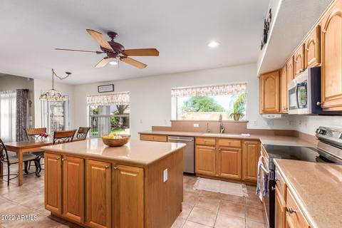 902 E Gail Dr, Gilbert, AZ 85296 photo 11