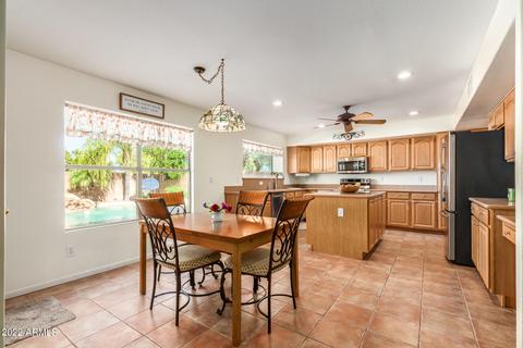 902 E Gail Dr, Gilbert, AZ 85296 photo 13