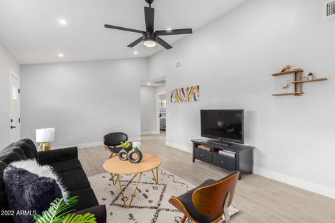 4240 E Mulberry Dr, Phoenix, AZ 85018 photo 7