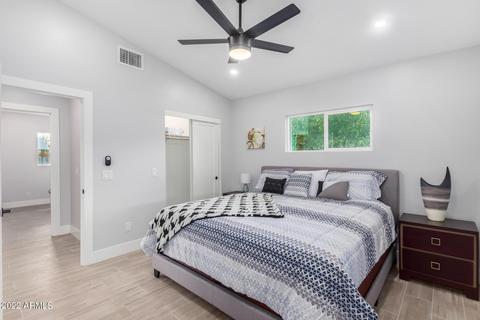 4240 E Mulberry Dr, Phoenix, AZ 85018 photo 19