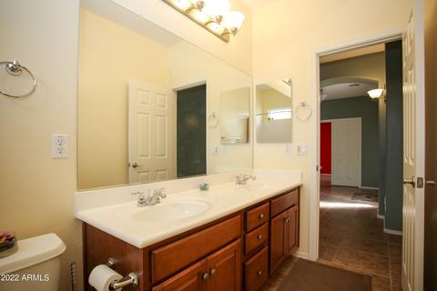 2758 E Crescent Way, Gilbert, AZ 85298 photo 26