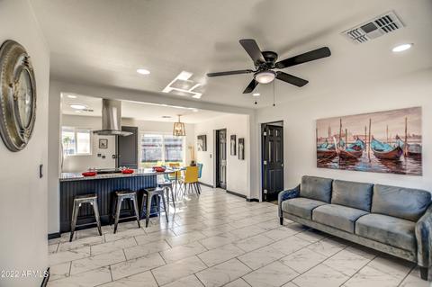 3141 N 35th Dr, Phoenix, AZ 85019 photo 4