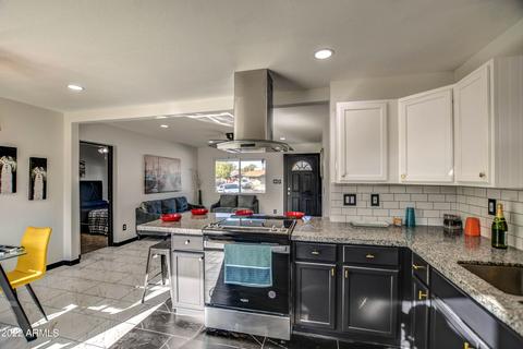 3141 N 35th Dr, Phoenix, AZ 85019 photo 13