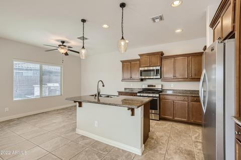 2773 E Runaway Bay Pl, Gilbert, AZ 85298 photo 11