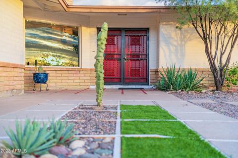 1734 E Turquoise Ave, Phoenix, AZ 85020 photo 2