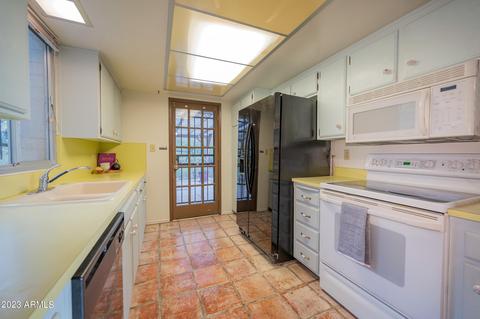 1734 E Turquoise Ave, Phoenix, AZ 85020 photo 16