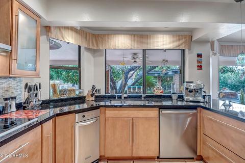 1341 E La Vieve Ln, Tempe, AZ 85284 photo 6
