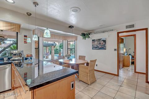 1341 E La Vieve Ln, Tempe, AZ 85284 photo 9