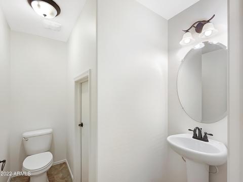 3905 Edna Dr, Gilbert, AZ 85296 photo 11