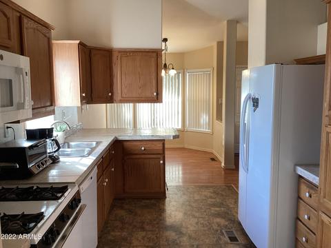 2514 E Oraibi Dr, Phoenix, AZ 85050 photo 3