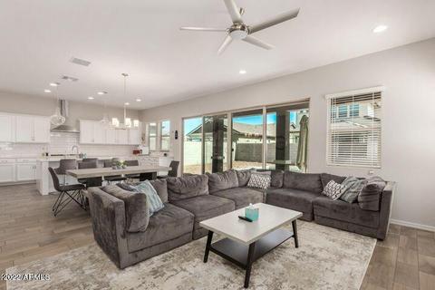 3877 E Arabian Dr, Gilbert, AZ 85296 photo 3