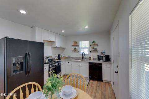 2525 E Willetta St, Phoenix, AZ 85008 photo 13
