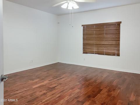 8905 S 10th Dr, Phoenix, AZ 85041 photo 10