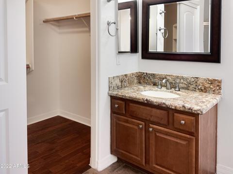 8905 S 10th Dr, Phoenix, AZ 85041 photo 13