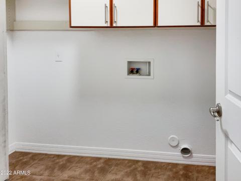 8905 S 10th Dr, Phoenix, AZ 85041 photo 15