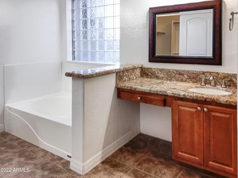 8905 S 10th Dr, Phoenix, AZ 85041 photo 12