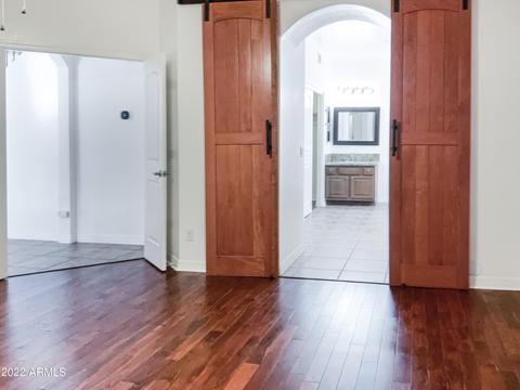 8905 S 10th Dr, Phoenix, AZ 85041 photo 11