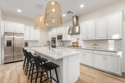 3117 E Desert Ln, Phoenix, AZ 85042 photo 9