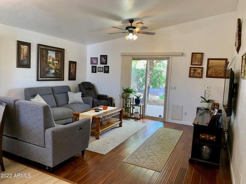 1696 E Robin Ln, Gilbert, AZ 85296 photo 4