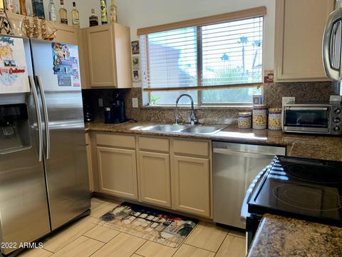 1696 E Robin Ln, Gilbert, AZ 85296 photo 7