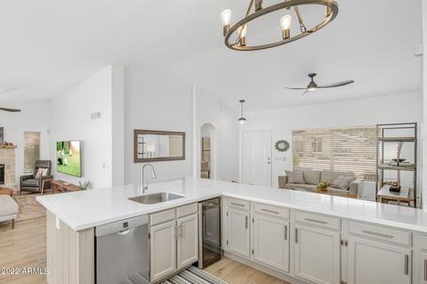 3526 E Utopia Rd, Phoenix, AZ 85050 photo 14
