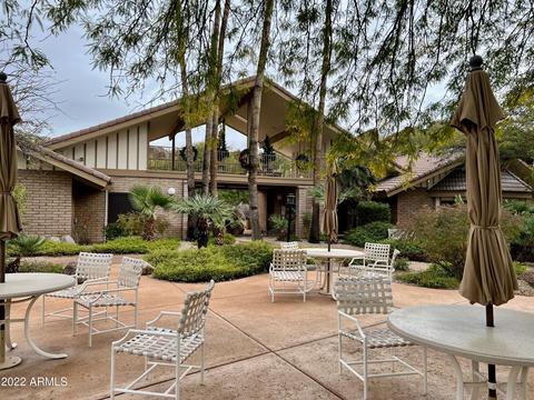 2233 E Behrend Dr #2, Phoenix, AZ 85024 photo 10