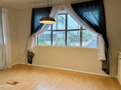 2233 E Behrend Dr #2, Phoenix, AZ 85024 photo 4