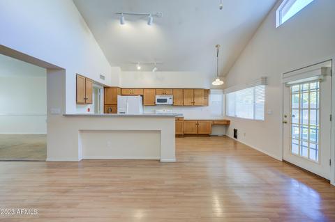 2138 E New Bedford Dr, Gilbert, AZ 85234 photo 11