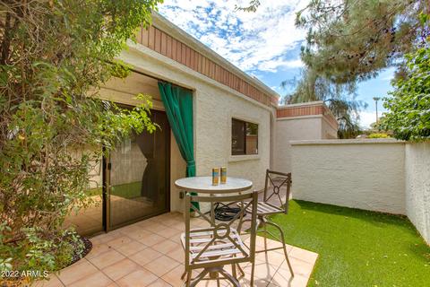2561 E Denton Ln, Phoenix, AZ 85016 photo 13