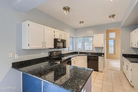 1558 E Scott Ave, Gilbert, AZ 85234 photo 8