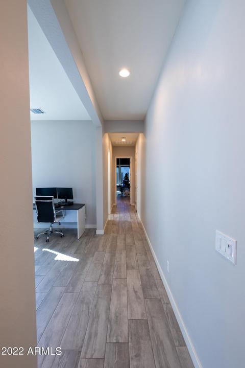 934 E Paseo Way, Phoenix, AZ 85042 photo 29