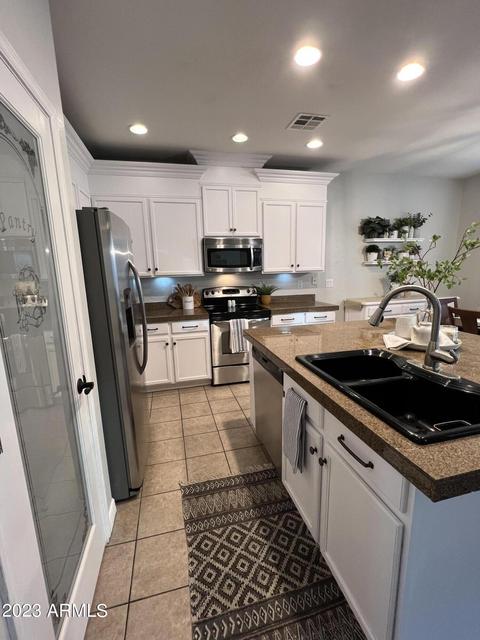 3625 E Parkview Dr, Gilbert, AZ 85295 photo 9