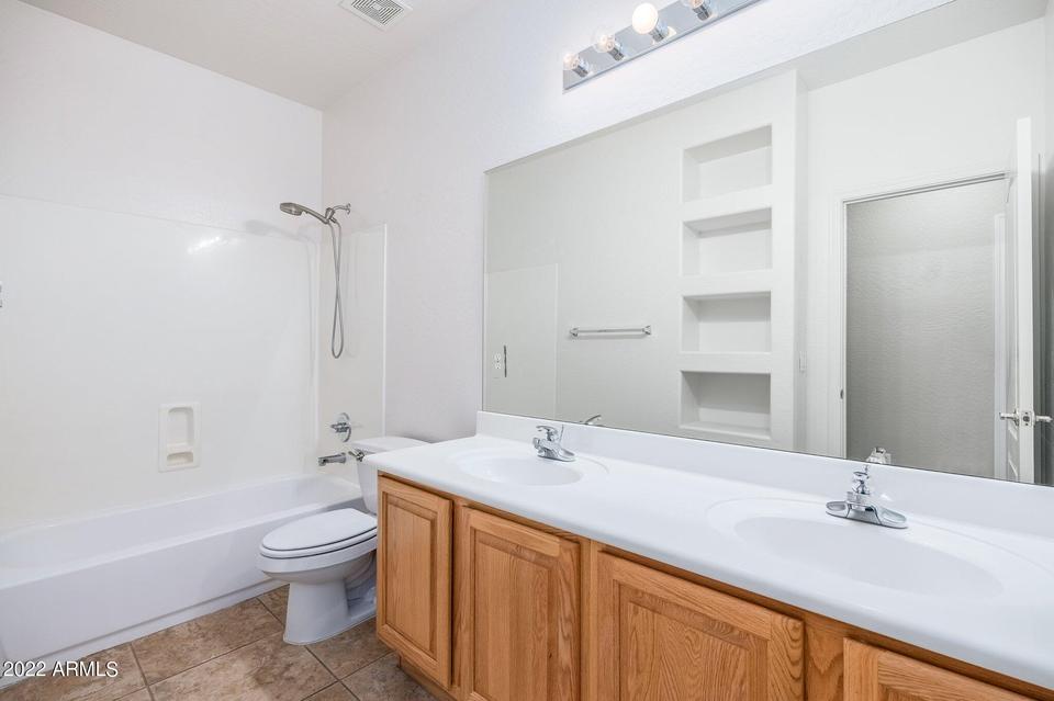  13612 W Vermont Ave, Litchfield Park, AZ 85340 photo 31