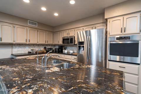 8223 E Navarro Ave, Mesa, AZ 85209 photo 10
