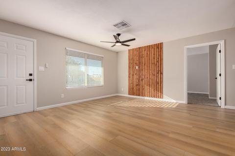 738 E Huber St, Mesa, AZ 85203 photo 4