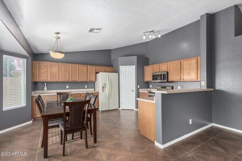 2901 E Morgan Dr, Gilbert, AZ 85295 photo 10