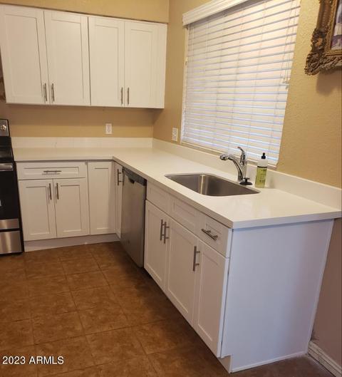 5112 E Tamblo Dr, Phoenix, AZ 85044 photo 11