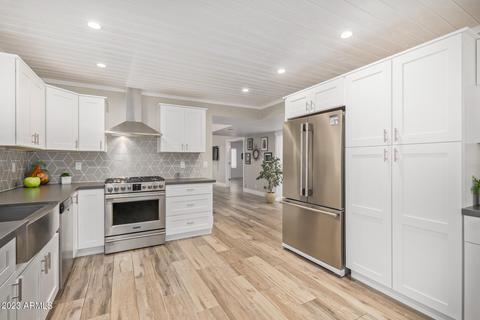 27 E Redondo Dr, Tempe, AZ 85282 photo 4