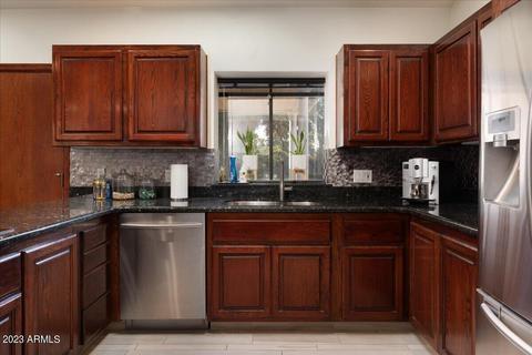 301 E Glenn Dr, Phoenix, AZ 85020 photo 24
