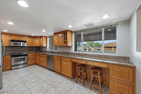 2501 E Sunnyside Dr, Phoenix, AZ 85028 photo 11