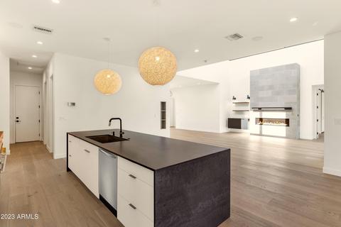 4008 E Clarendon Ave, Phoenix, AZ 85018 photo 6