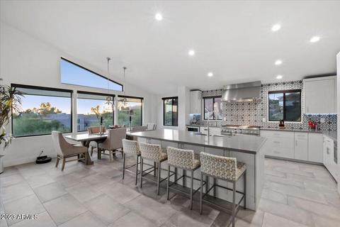 1439 Echo Ln, Phoenix, AZ 85020 photo 7
