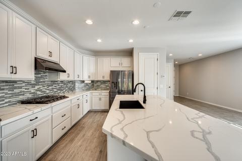 5638 S 28th St, Phoenix, AZ 85040 photo 12